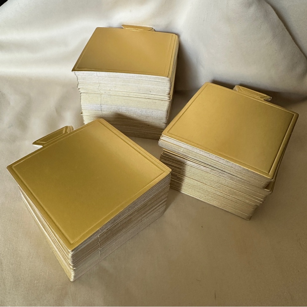 Cake Boards. Mini Gold Square Cake Boards For Desserts, Appetizers & Baked Goods